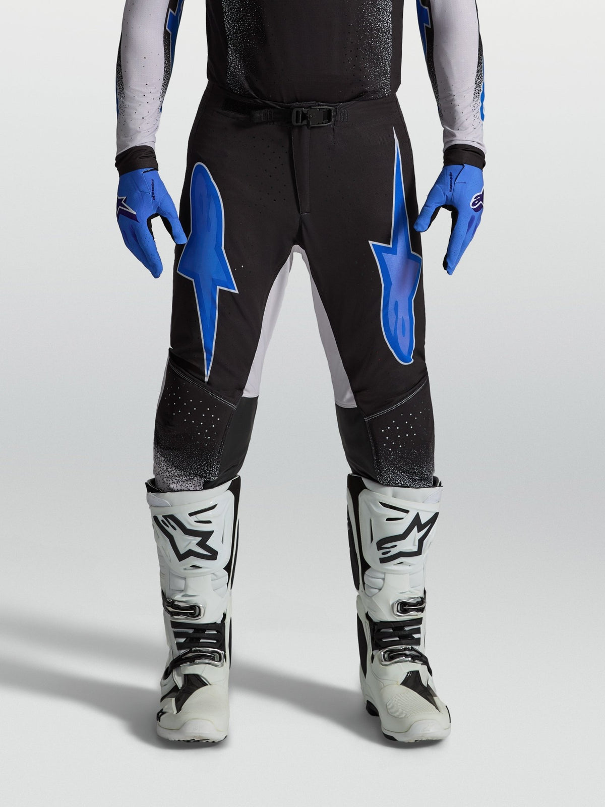 Alpinestars Supertech Hiten AFD Pantalones 2027 Negro Lila Claro Azul Blithe - MxProStoreParts