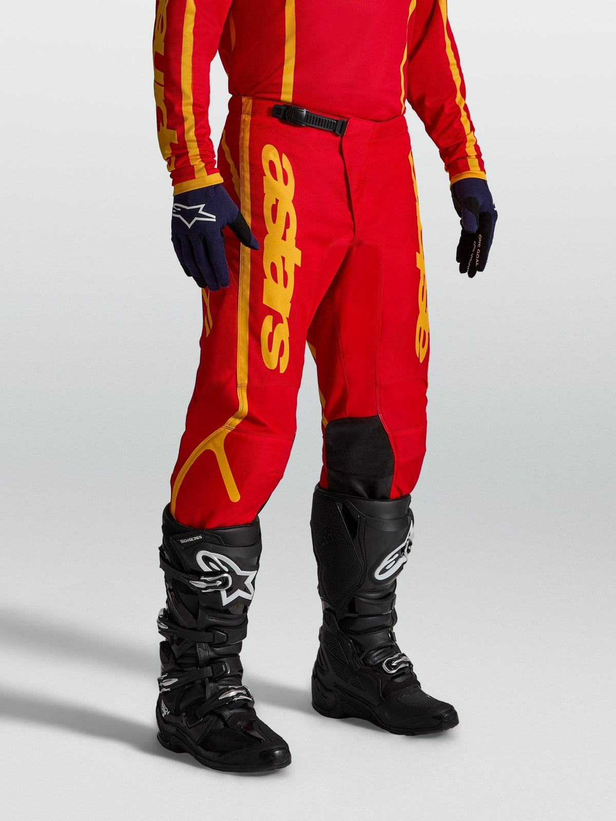 Alpinestars Fluid Apex V2 Pantalon 2027 Rouge Feu Or - MxProStoreParts