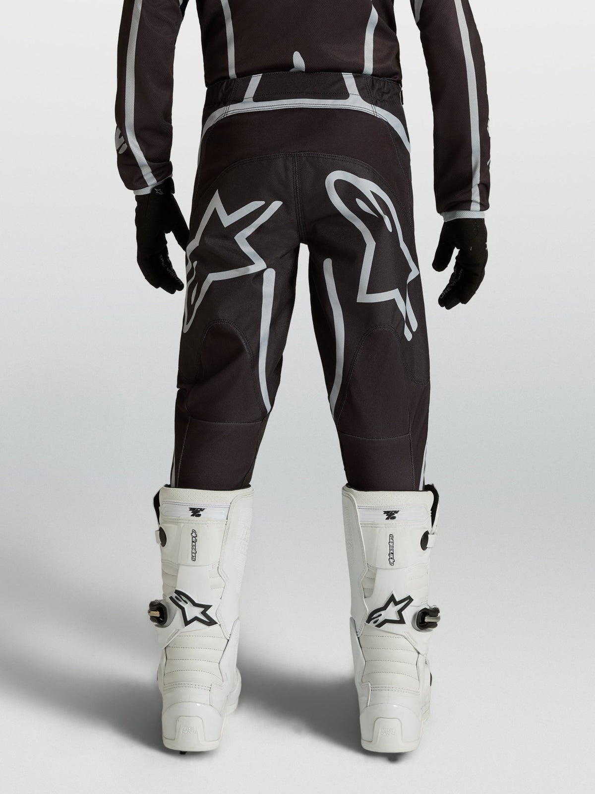 Alpinestars Pantalones Fluid Apex V2 Infantil 2027 Negro y Plateado - MxProStoreParts