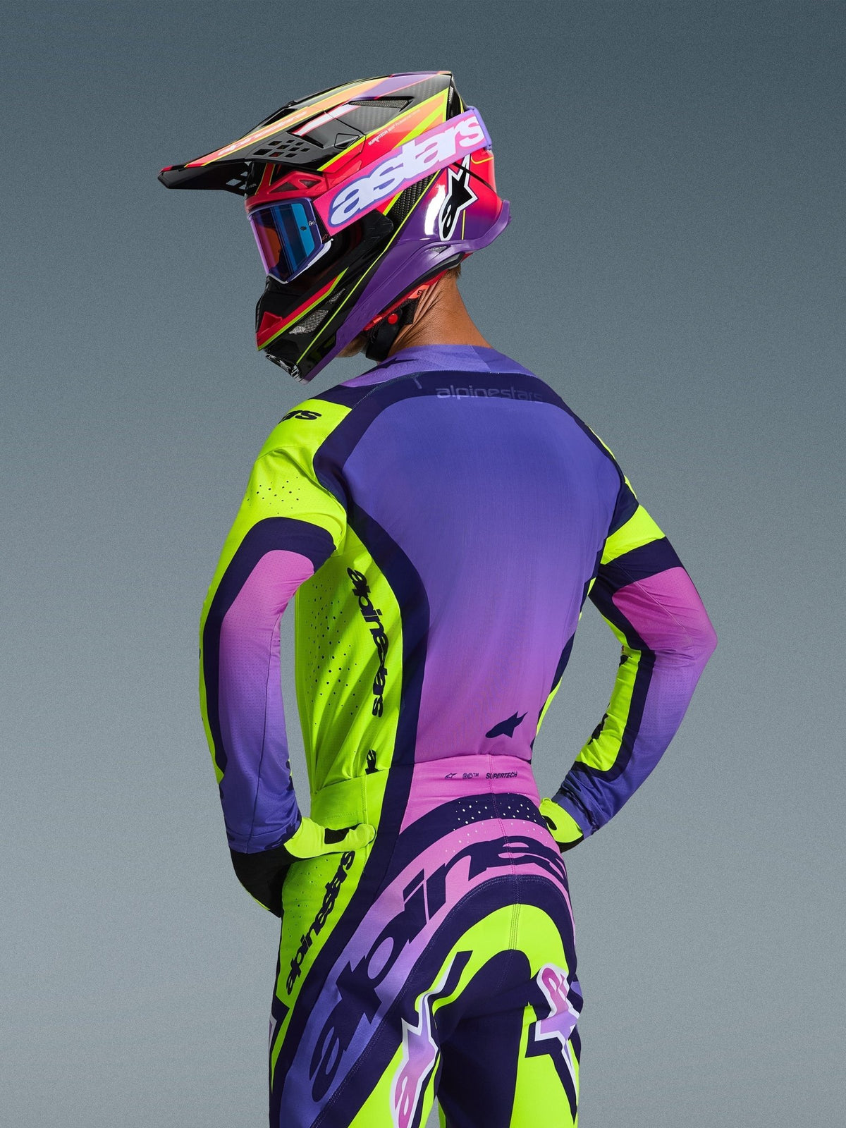 Alpinestars Supertech Vista Camiseta de Nivel Profesional Amarillo, Morado y Negro - MxProStoreParts